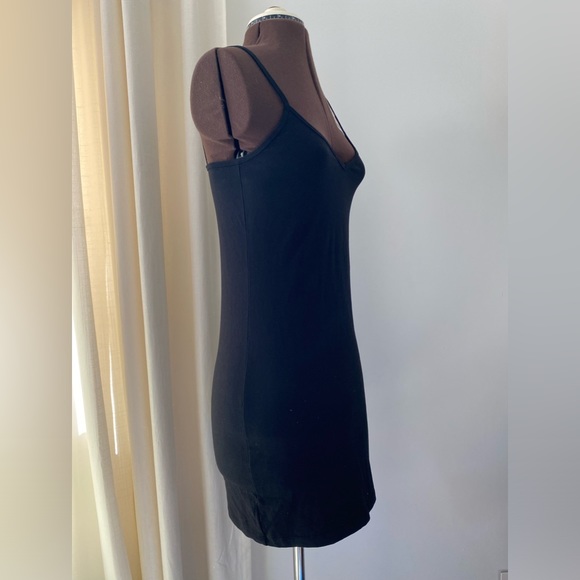 Women’s H&M mini black dress - Picture 3 of 9